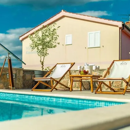 Apartamento Luxury Allen With Pool Klimno
