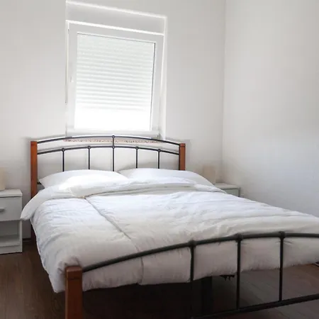 Luxury Allen With Pool *