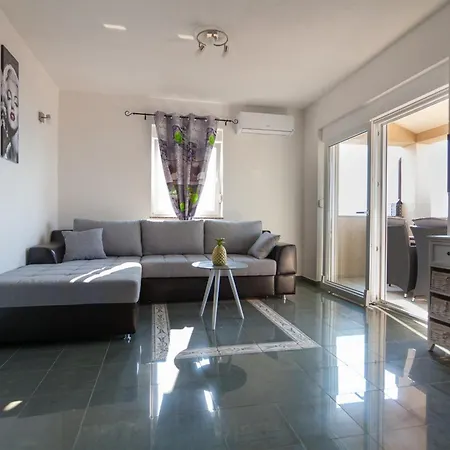 Appartement Luxury Allen With Pool