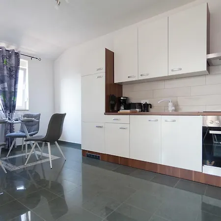 Luxury Allen With Pool Apartamento *