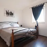 Apartmán Luxury Allen With Pool *