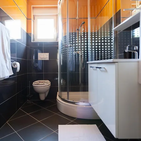 Luxury Allen With Pool Apartament Klimno