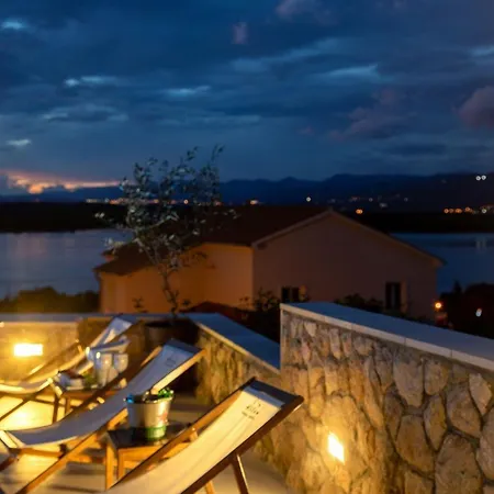 Apartmán Luxury Allen With Pool