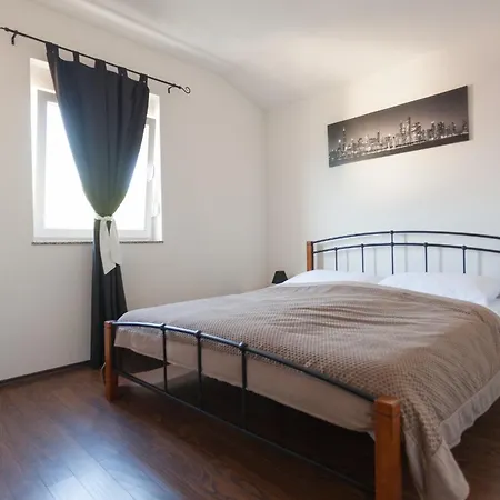 Apartmán Luxury Allen With Pool *