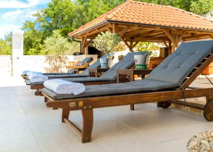 公寓 Luxury Allen With Pool *