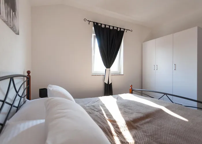 Apartment Luxury Allen With Pool Klimno