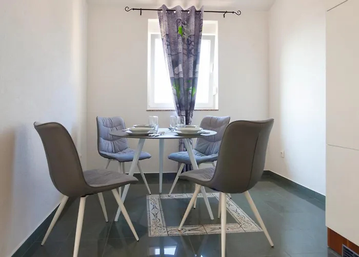 Apartment Luxury Allen With Pool Klimno