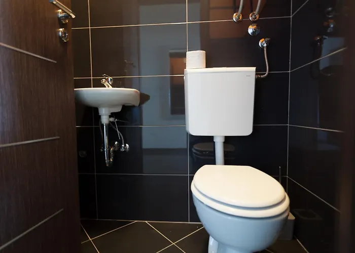 Luxury Allen With Pool Apartment Klimno